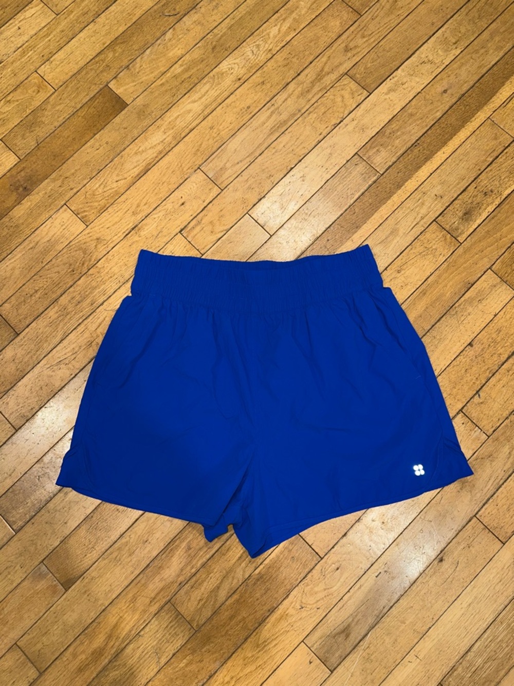 Woman’s Sweaty Betty athletic shorts bottoms